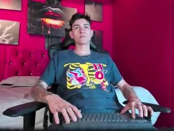 Join amazing camwhore Luke_savagge luke_savagge from Chaturbate