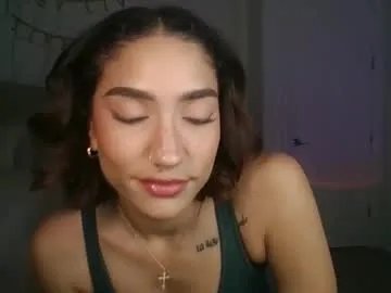 luvvvxliv on Chaturbate 