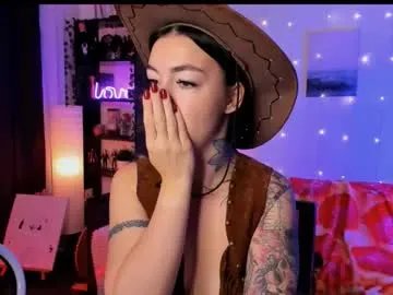 magic_alie on Chaturbate