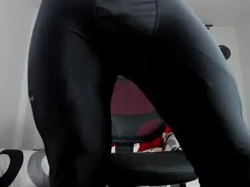 magnusclark on Chaturbate