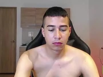 Freechat masters_boys on Chaturbate