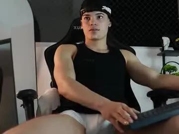 Freechat max_cortes1_ on Chaturbate