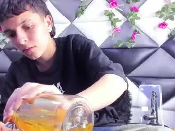 Freechat megan_thompsonn_ on Chaturbate