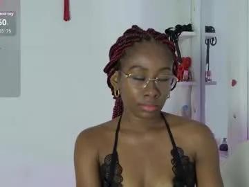 Freechat mila_n_max on Chaturbate