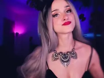 miladyjolie on Chaturbate