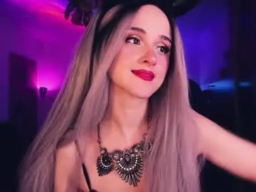 miladyjolie on Chaturbate