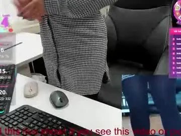 Freechat milf_viktoria on Chaturbate