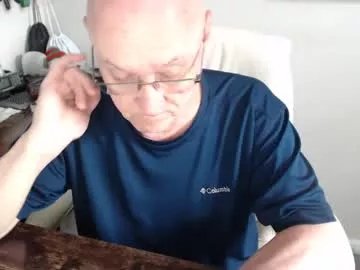 millenium0129 on Chaturbate