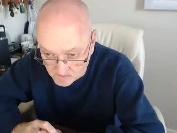 millenium0129 on Chaturbate