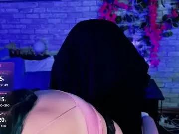 Freechat mira_fyre on Chaturbate