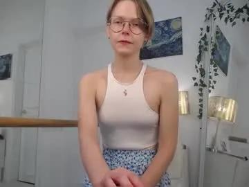 Freechat mira_marni on Chaturbate