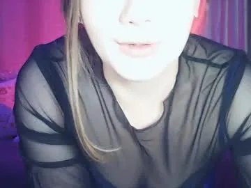 moodiemira from Chaturbate