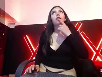 Freechat moon21_ on Chaturbate