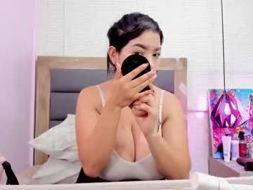 Freechat nahomirosse on Chaturbate