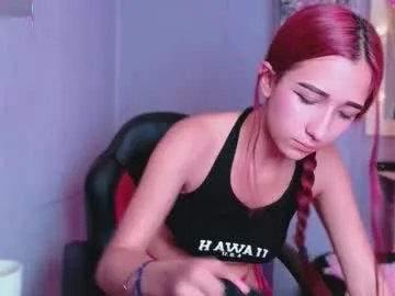 Freechat natalliapradas on Chaturbate