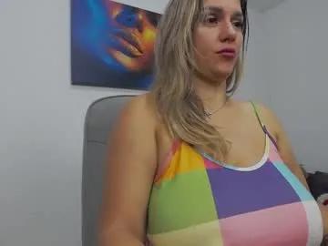 Freechat natashaboobs on Chaturbate