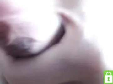 Freechat peiboluna on Chaturbate