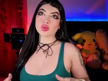 queenlamia on Chaturbate