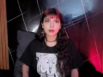 raven_rox_ on Chaturbate