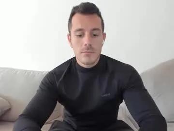 roberto4ever from Chaturbate