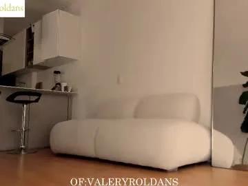 Freechat roldansvalery on Chaturbate
