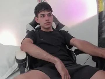 ronaldmq20 from Chaturbate