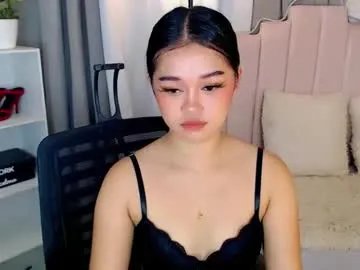 Freechat roxxy_blossom on Chaturbate