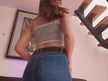 sara_london22 on Chaturbate 