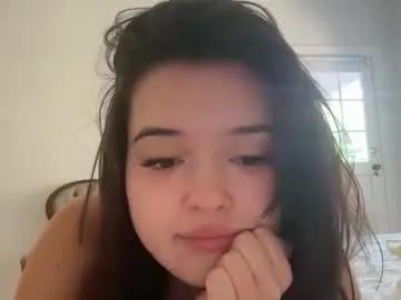 sarah_heart_aus on Chaturbate