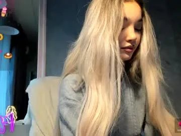 sassyt33n on Chaturbate
