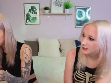 secret_materialz — TOPLESS [133 tokens left] #skinny #cute #lovense #teen #natural