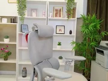 Freechat selinesole_ on Chaturbate