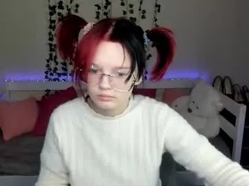 Freechat shy_elina01 on Chaturbate