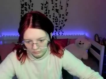Freechat shy_elina01 on Chaturbate