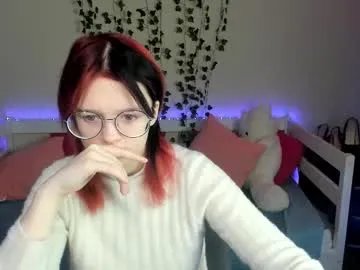 Freechat shy_elina01 on Chaturbate