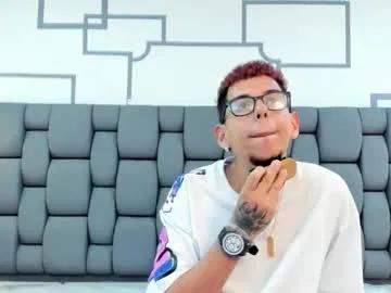 Freechat skarletruiz on Chaturbate