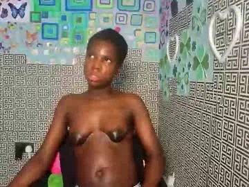 slimzyxdoll on Chaturbate