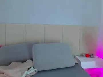 sofia_pamela on Chaturbate