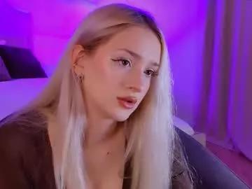 Freechat sugarwhisper on Chaturbate