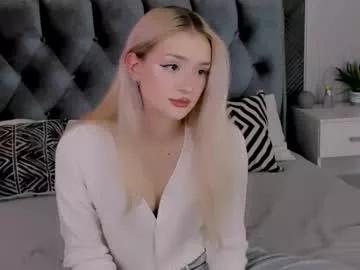 Freechat sugarwhisper on Chaturbate