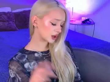 Freechat sugarwhisper on Chaturbate