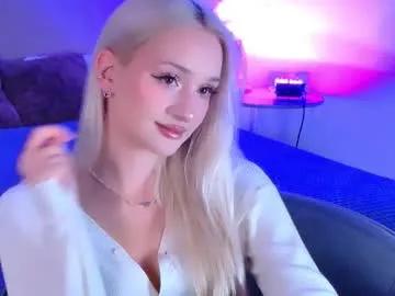 Freechat sugarwhisper on Chaturbate