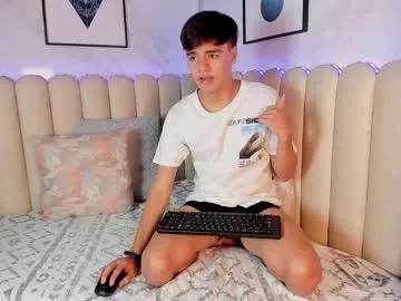 Freechat sweet_petter on Chaturbate