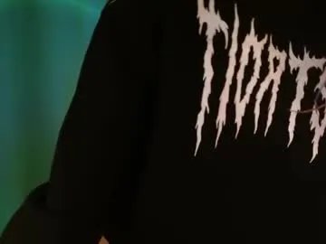 Freechat sweetie_lover on Chaturbate