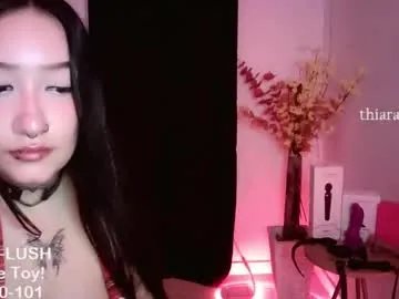 Freechat thiara_dor on Chaturbate