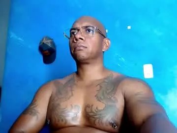 tom_miller on Chaturbate