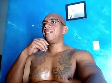 tom_miller on Chaturbate