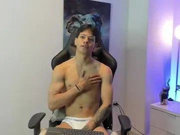 tony_petrov on Chaturbate