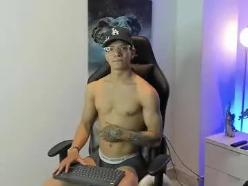 tony_petrov on Chaturbate