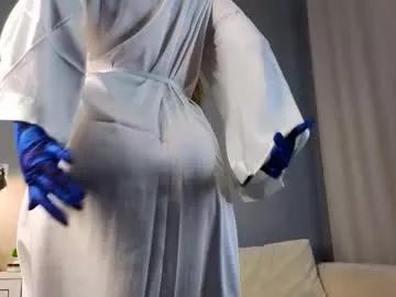 too_cute_blonde_girl on Chaturbate 